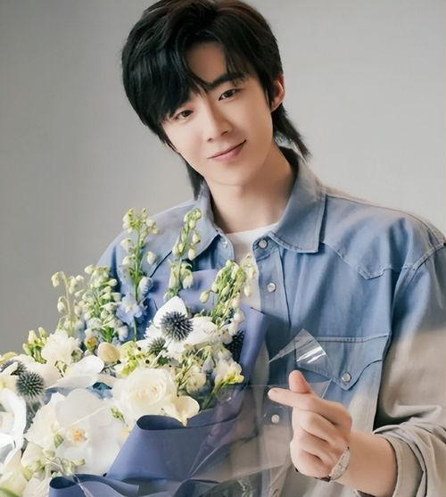 刘宇宁娱乐吃瓜